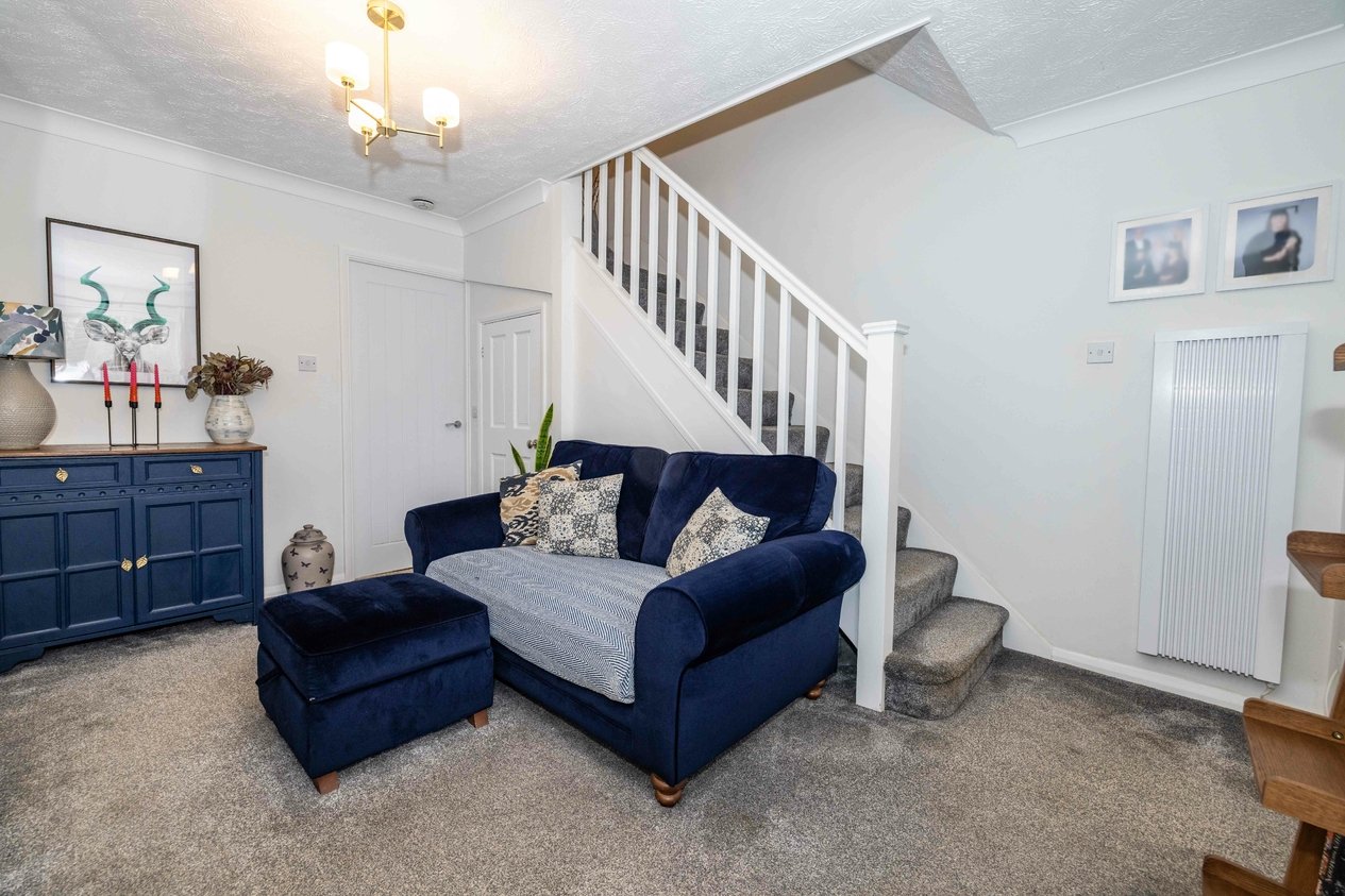 Properties Under Offer in Meadow Grove Ashford