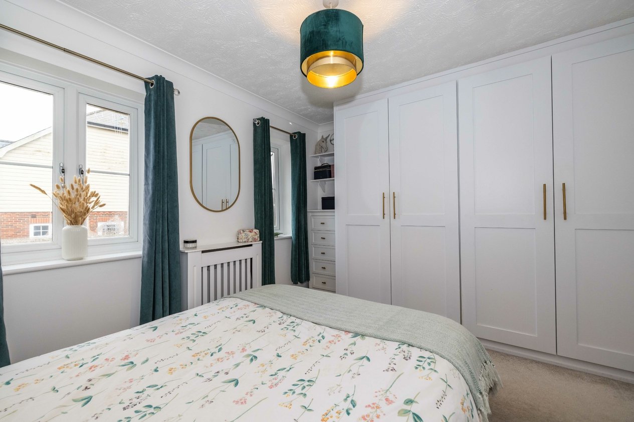 Properties Under Offer in Meadow Grove Ashford