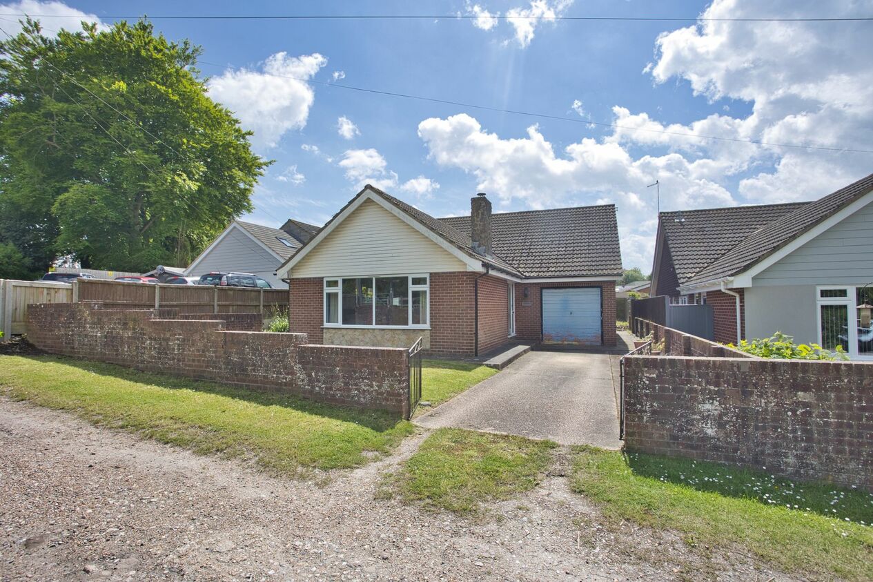 Properties For Sale in Meadow View Road  Shepherdswell