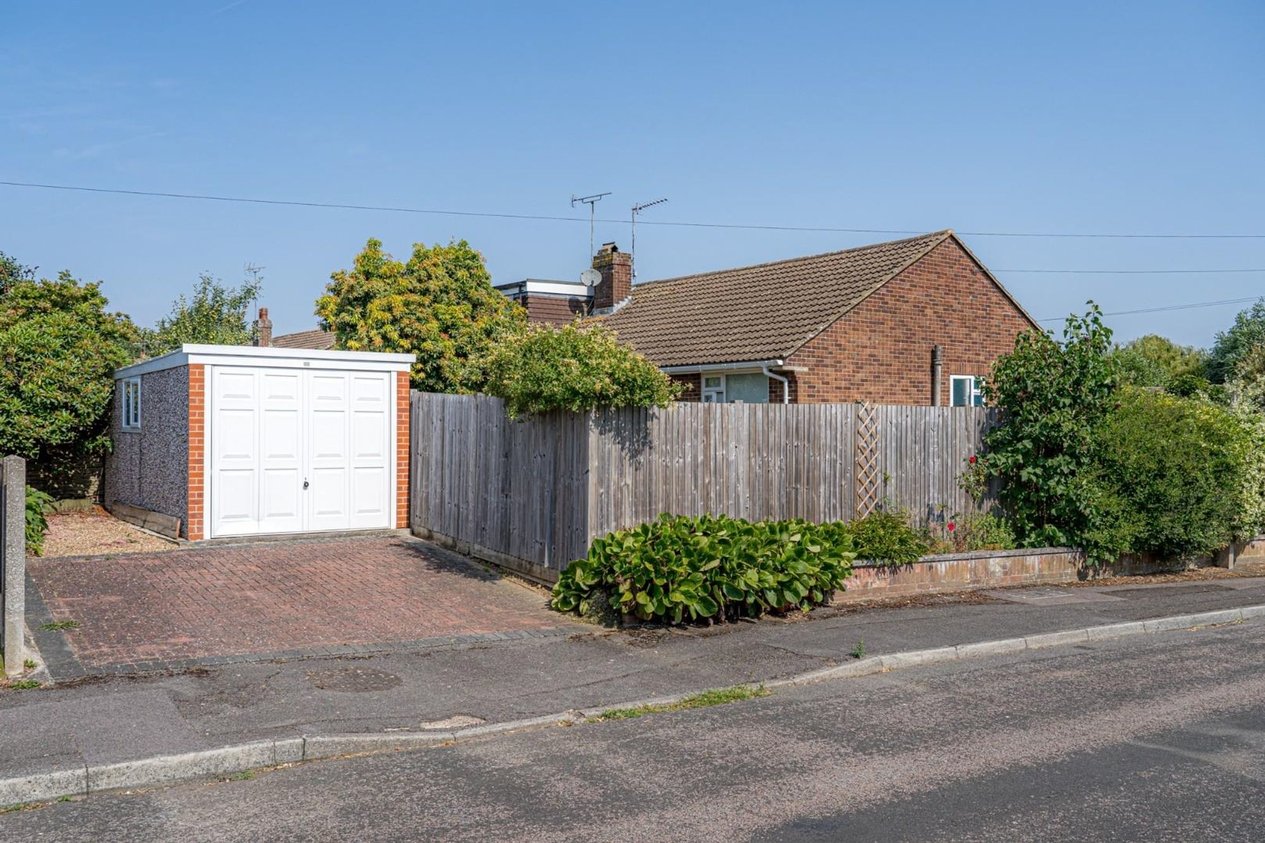 Properties For Sale in Meadowbrook Road  Kennington