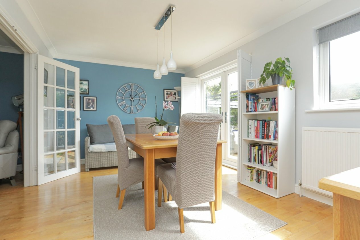 Properties For Sale in Meadowbrook Sandgate