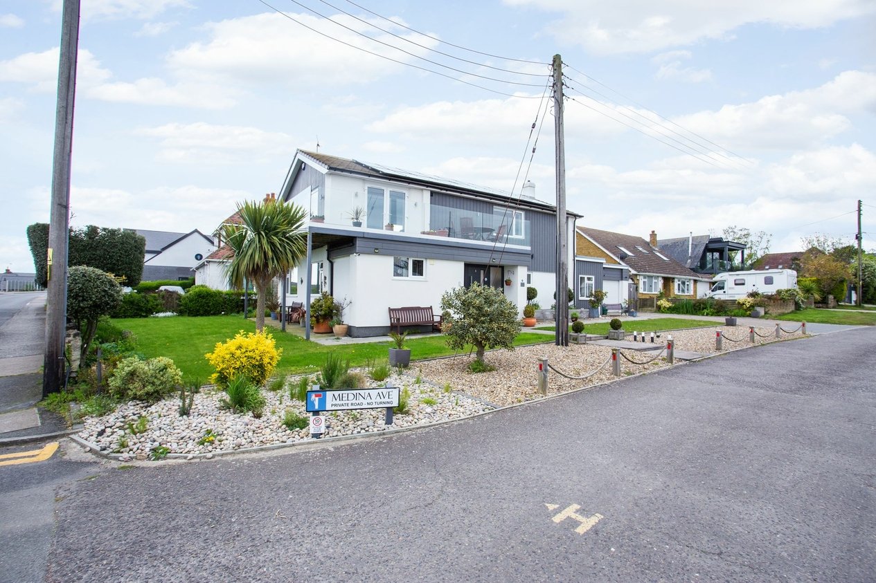 Properties Sold Subject To Contract in Medina Avenue  Whitstable