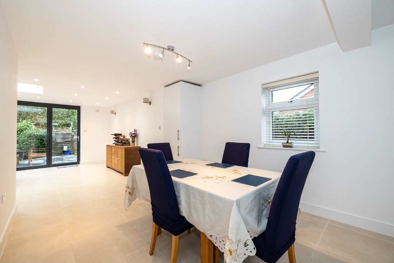 Properties Under Offer in Meesons Close Faversham