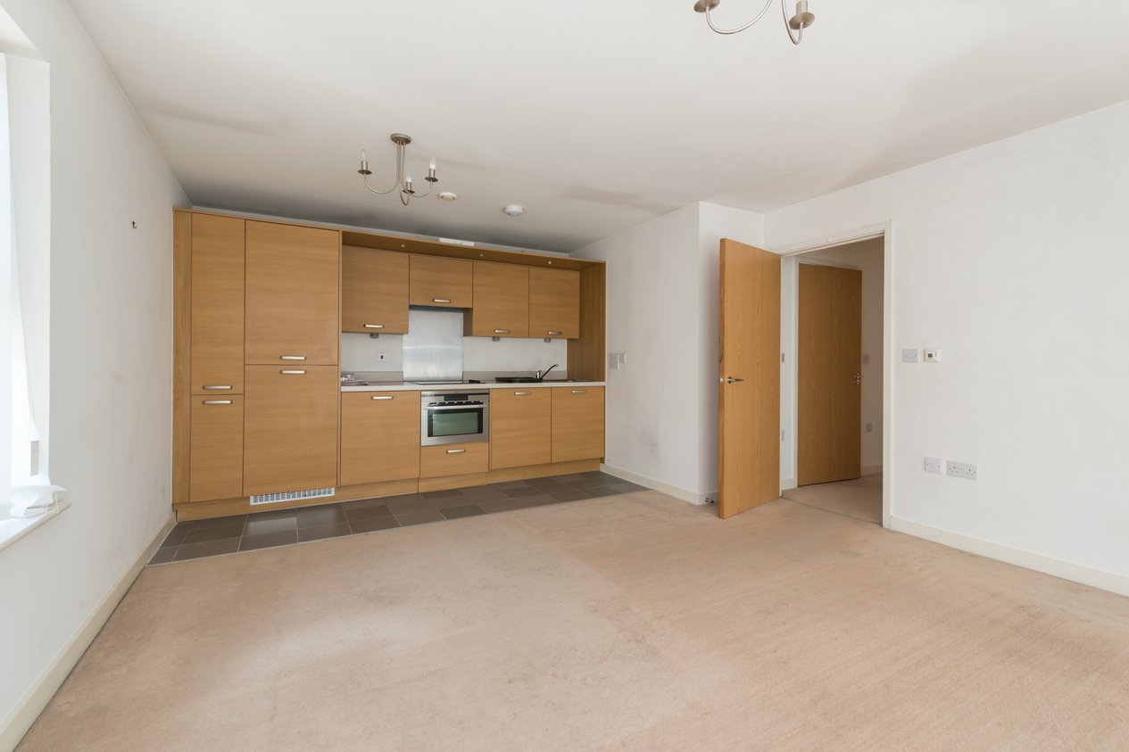Properties For Sale in Meridian Close Ramsgate