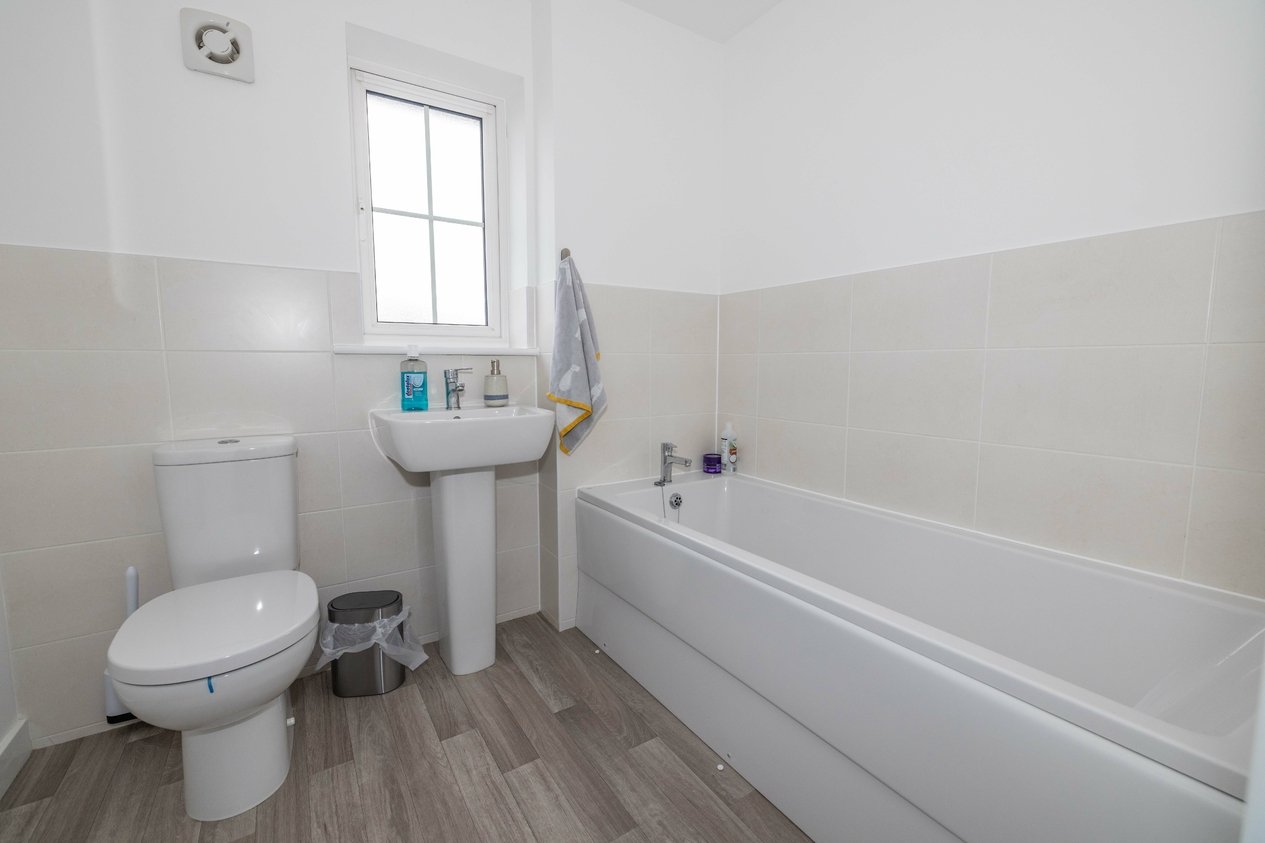 Properties Under Offer in Mexborough Square Aylesham