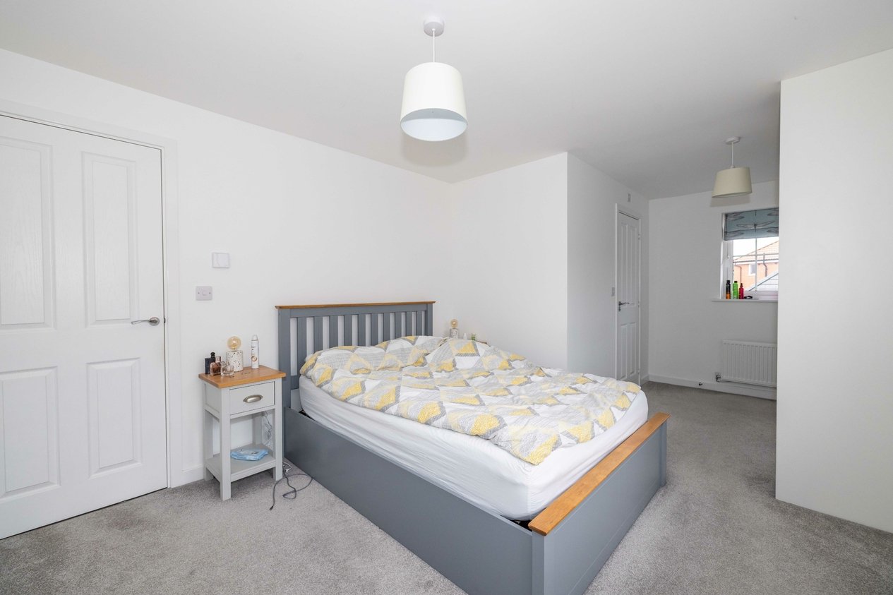 Properties Under Offer in Mexborough Square Aylesham
