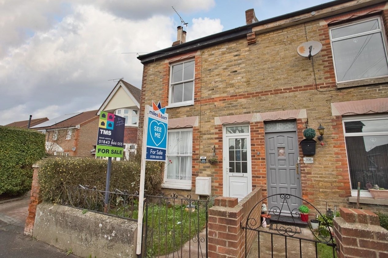 Properties Sold Subject To Contract in Middle Deal Road 