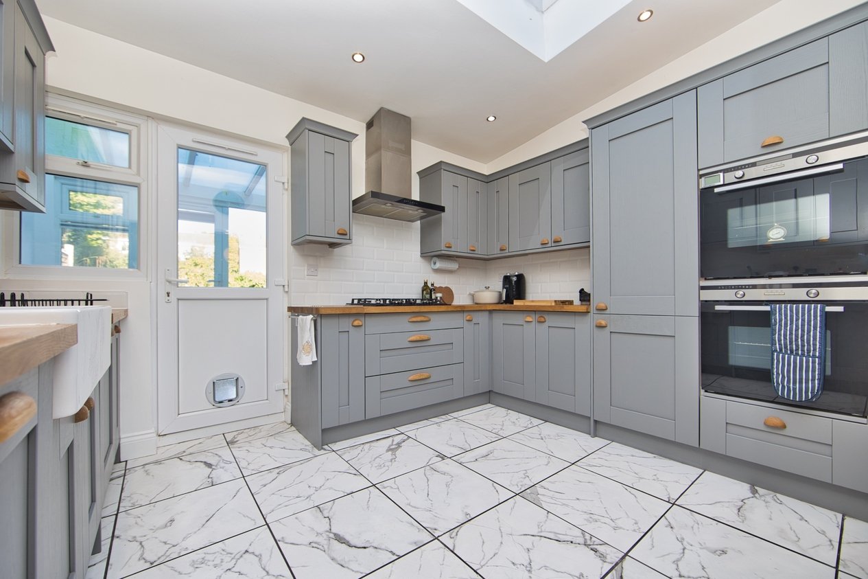 Properties Under Offer in Middle Deal Road Deal