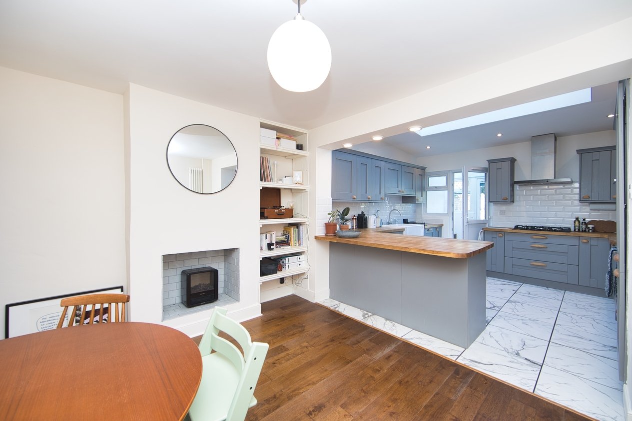 Properties Under Offer in Middle Deal Road Deal