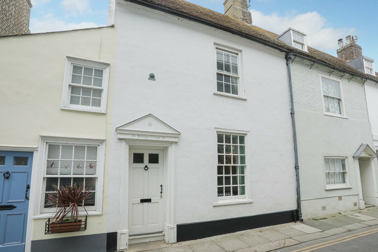 Properties For Sale in Middle Street Deal