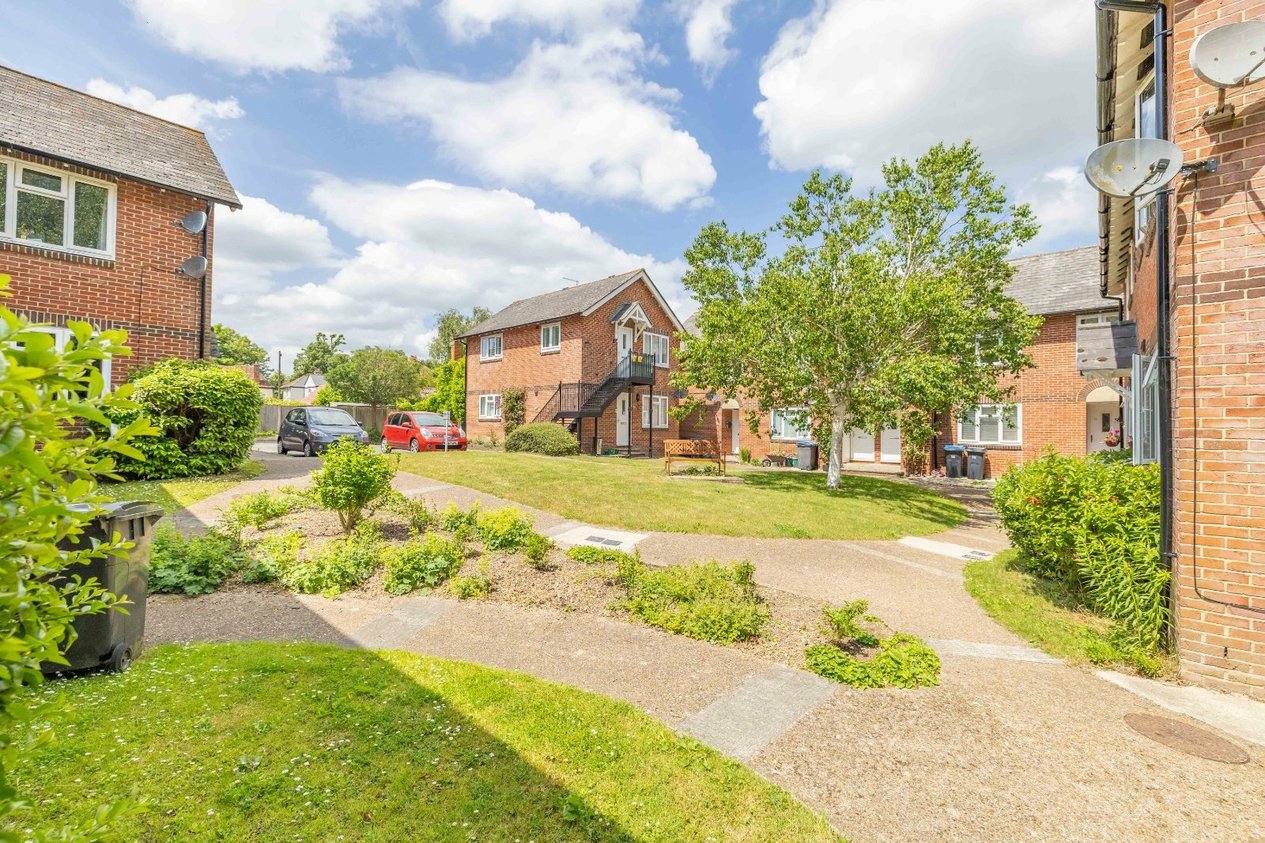 Properties For Sale in Miles Court Wingham