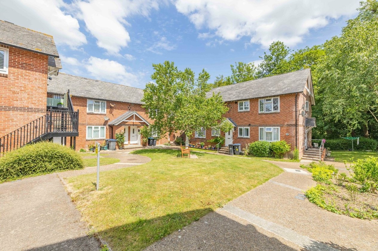 Properties For Sale in Miles Court Wingham