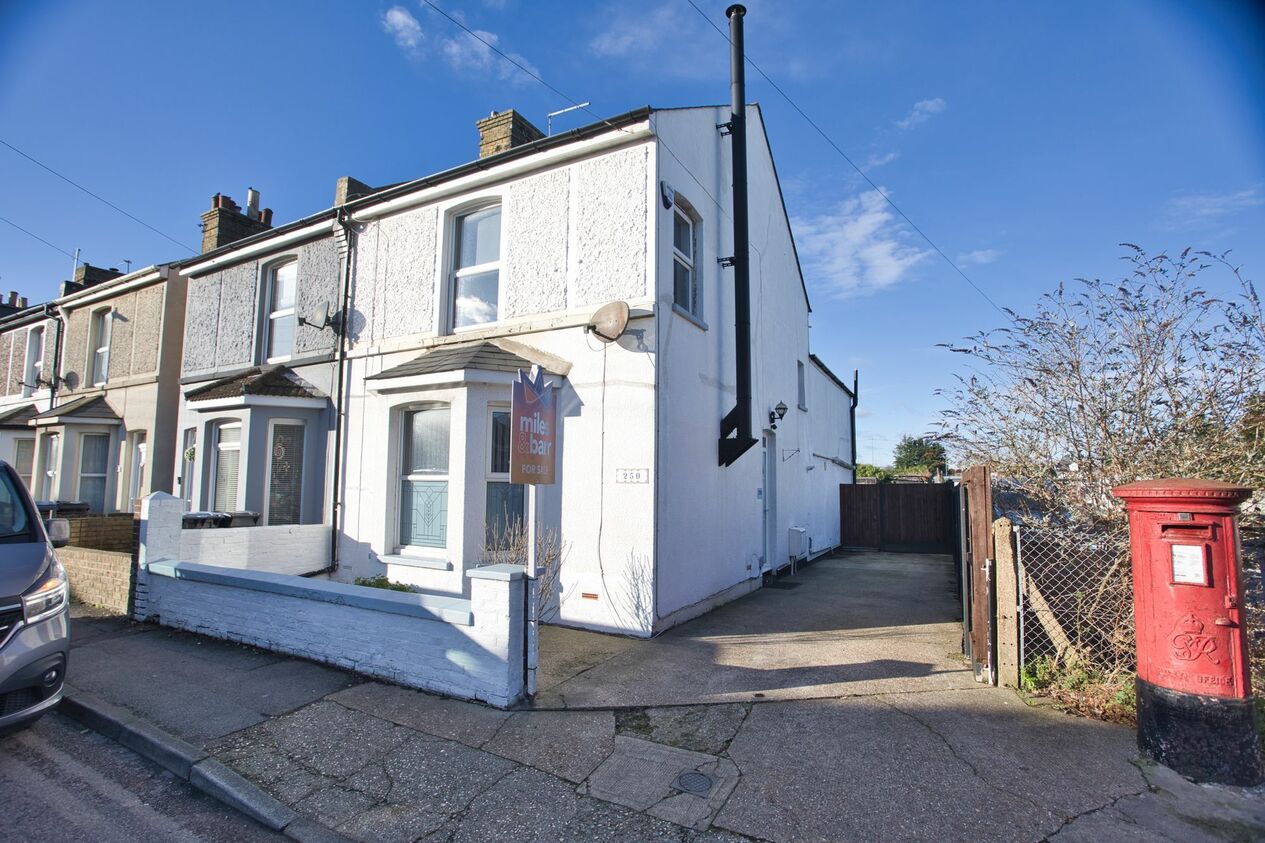 Properties Sold Subject To Contract in Mill Road  Deal
