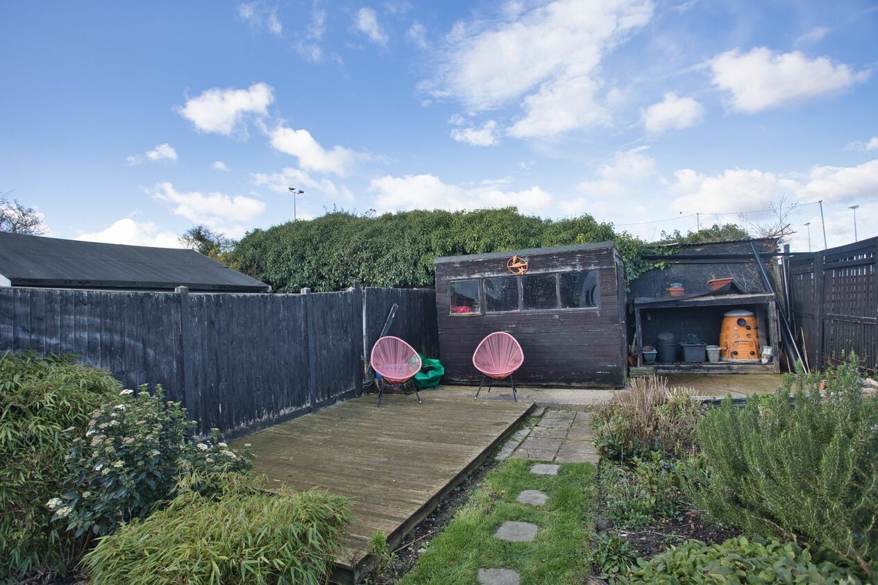 Properties Sold Subject To Contract in Mill Road  Deal