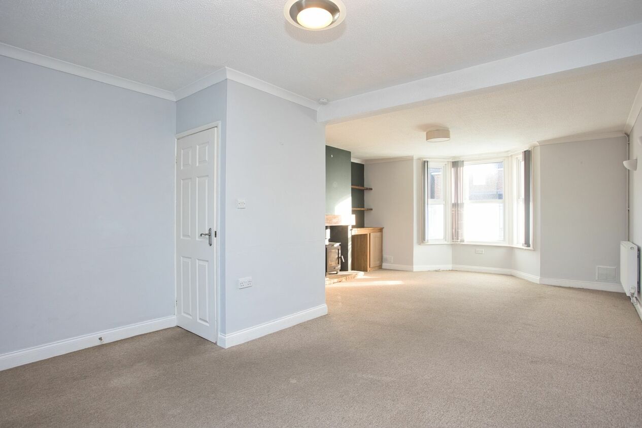 Properties Sold Subject To Contract in Mill Road  Deal