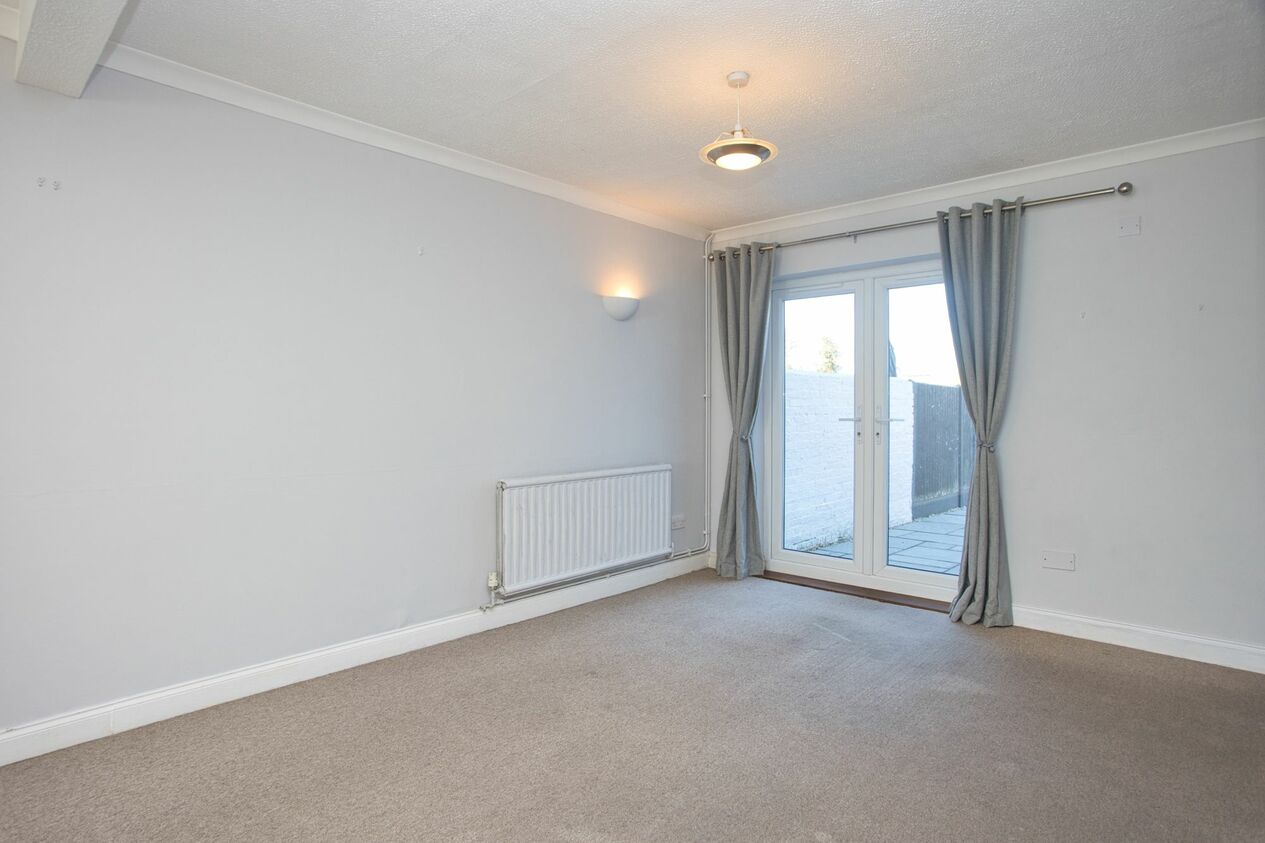 Properties Sold Subject To Contract in Mill Road  Deal