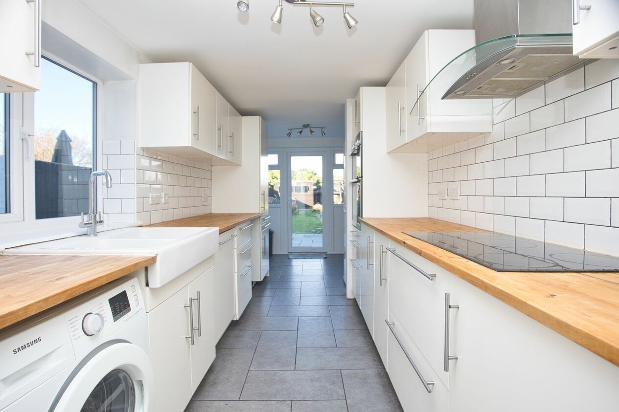 Properties Sold Subject To Contract in Mill Road  Deal