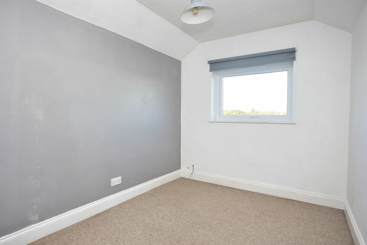 Properties Sold Subject To Contract in Mill Road  Deal