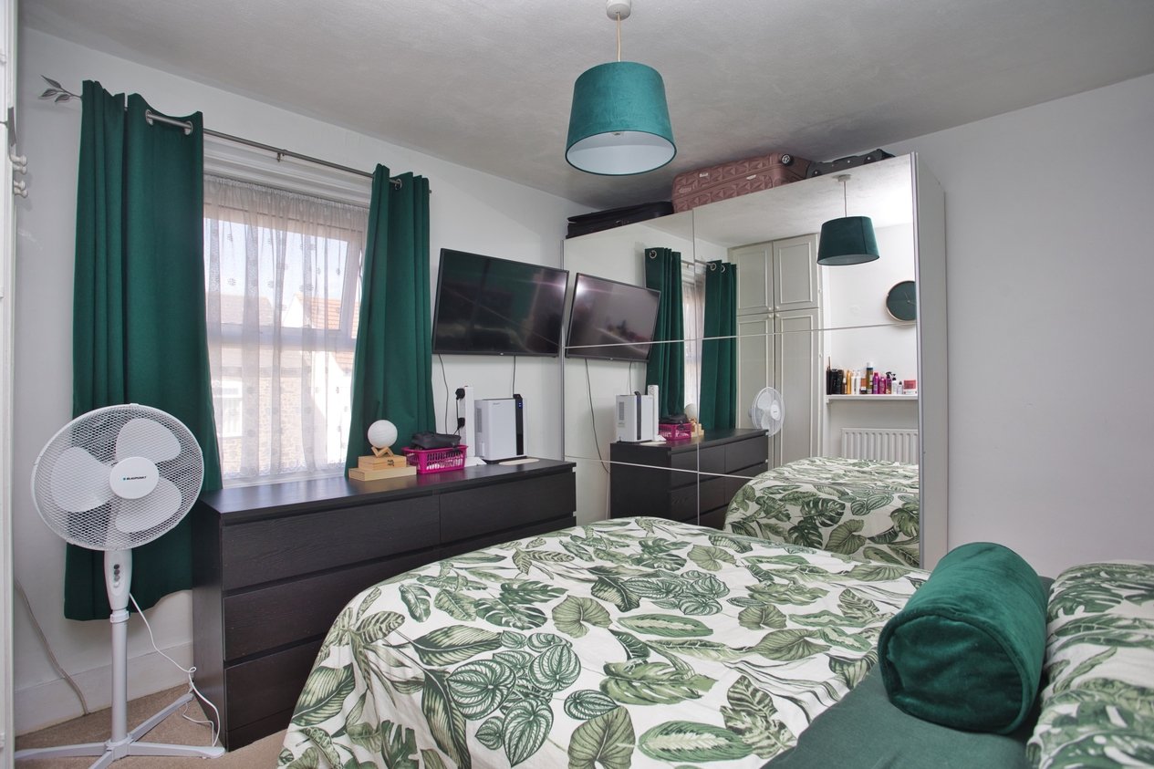 Properties For Sale in Mill Road Deal