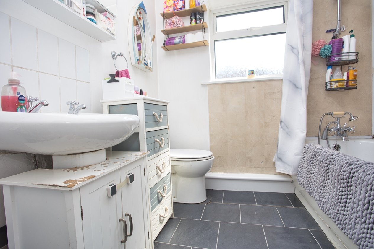 Properties For Sale in Mill Road Deal