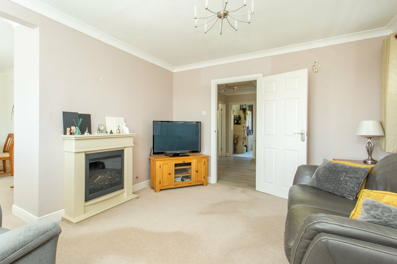 Properties Under Offer in Mill View Road Herne Bay