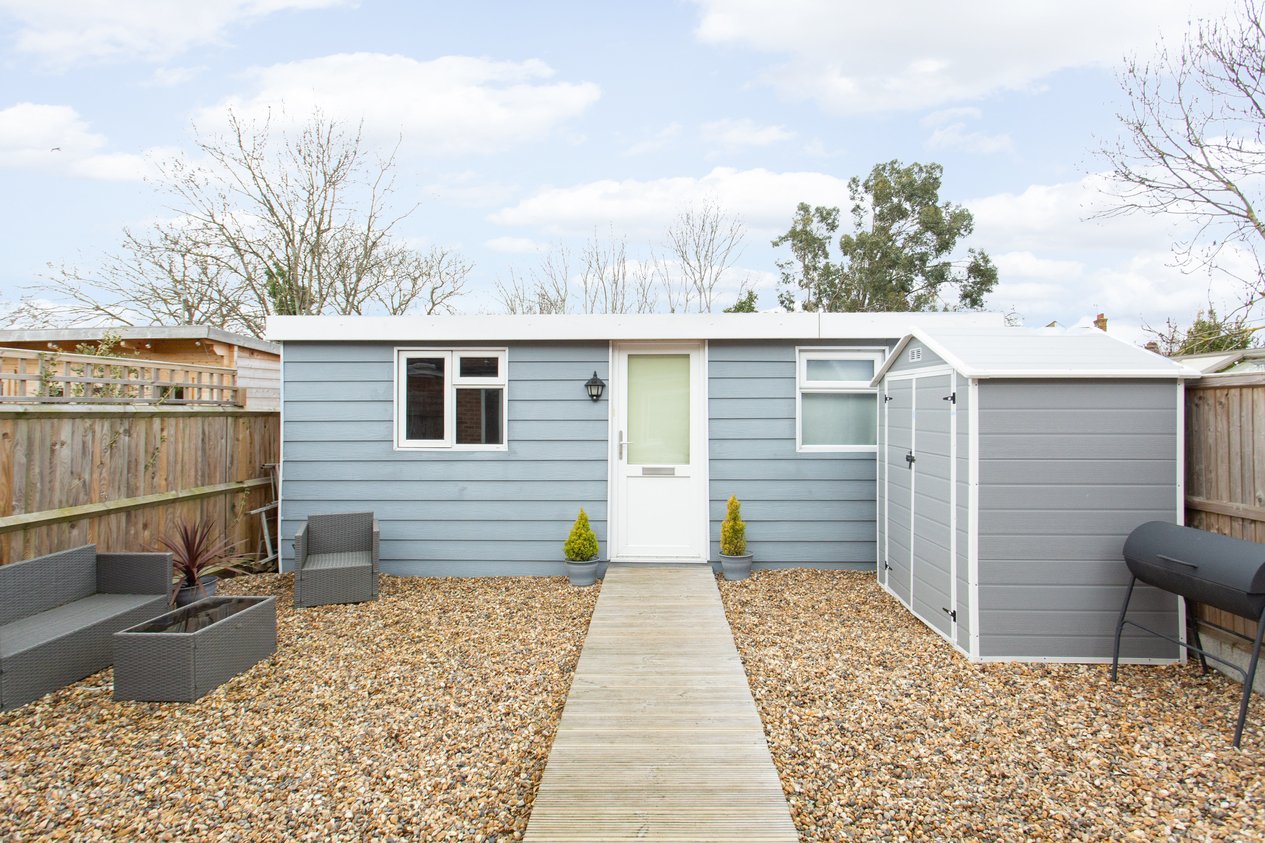 Properties For Sale in Millstream Close Whitstable