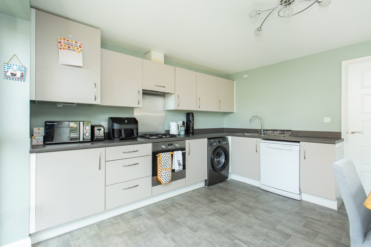 Properties Under Offer in Millyard Road Aylesham