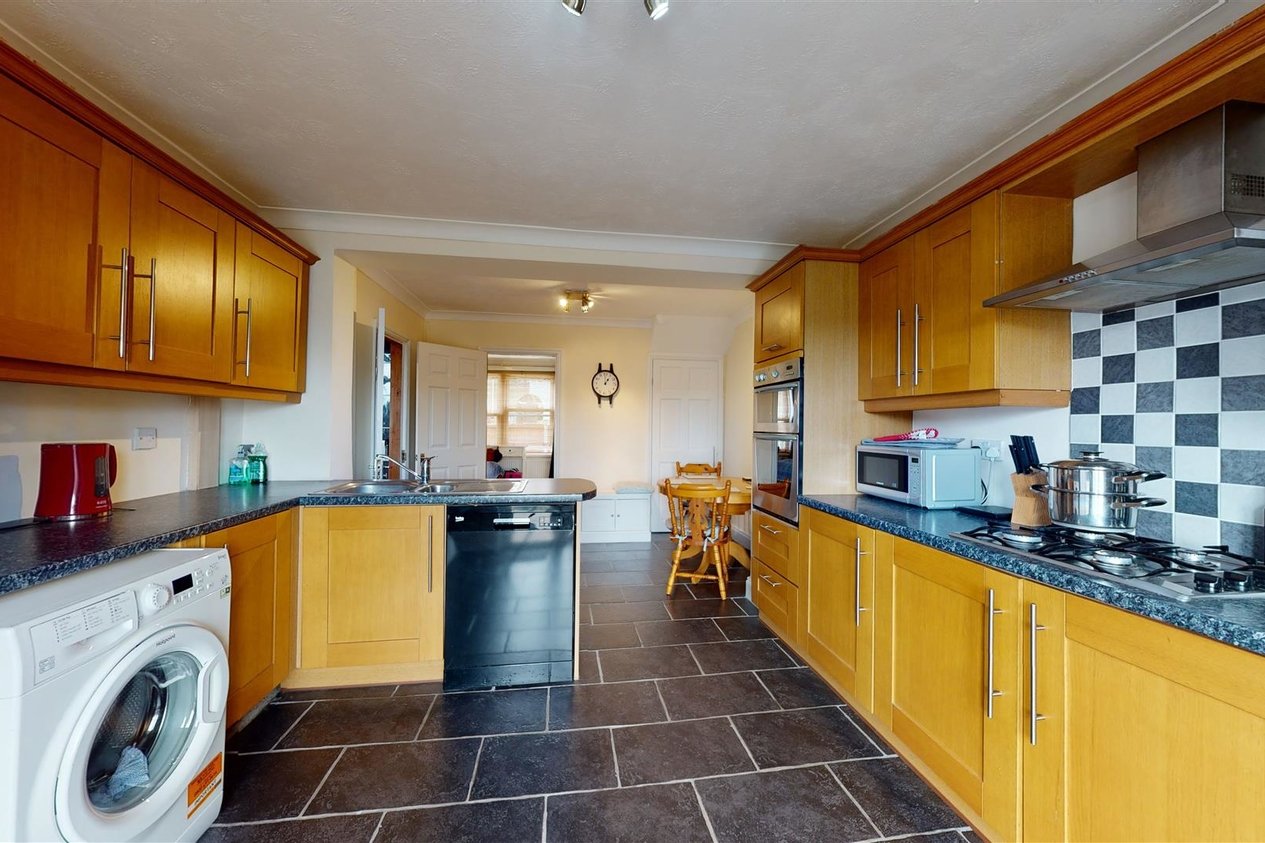 Properties For Sale in Milner Crescent Aylesham