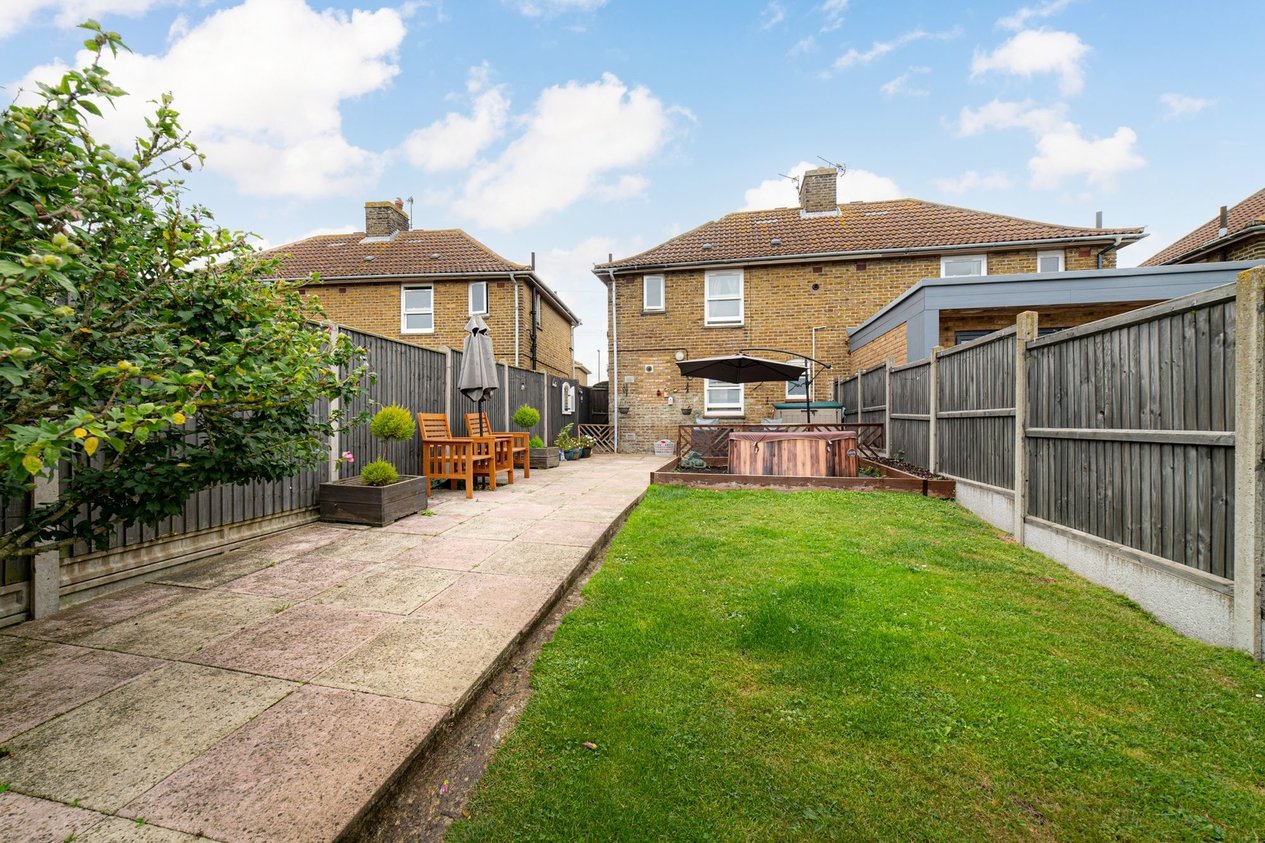 Properties For Sale in Milner Crescent  Aylesham