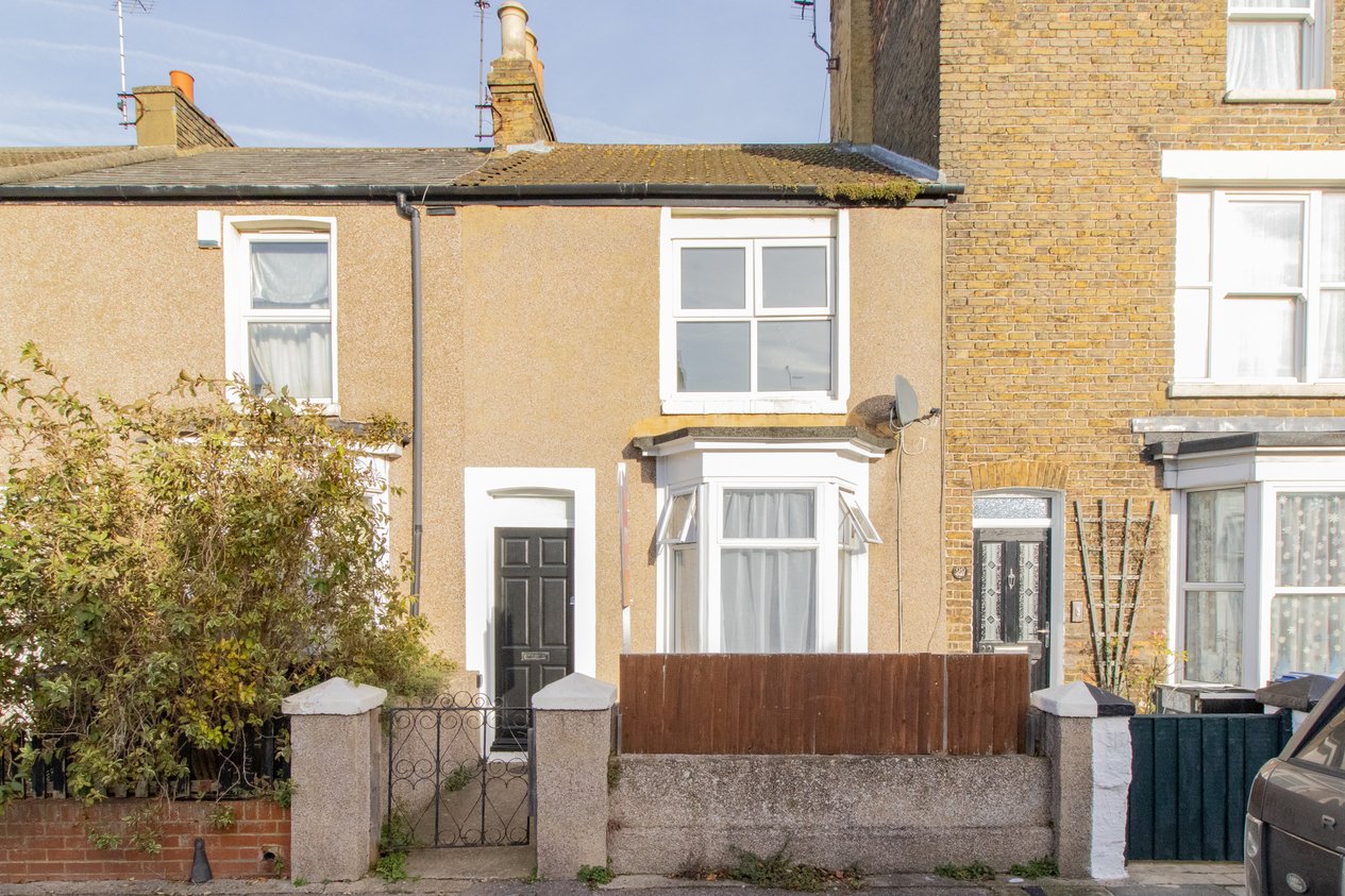 Properties For Sale in Milton Avenue Margate