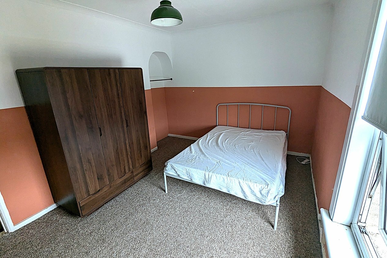 Properties For Sale in Milton Avenue 