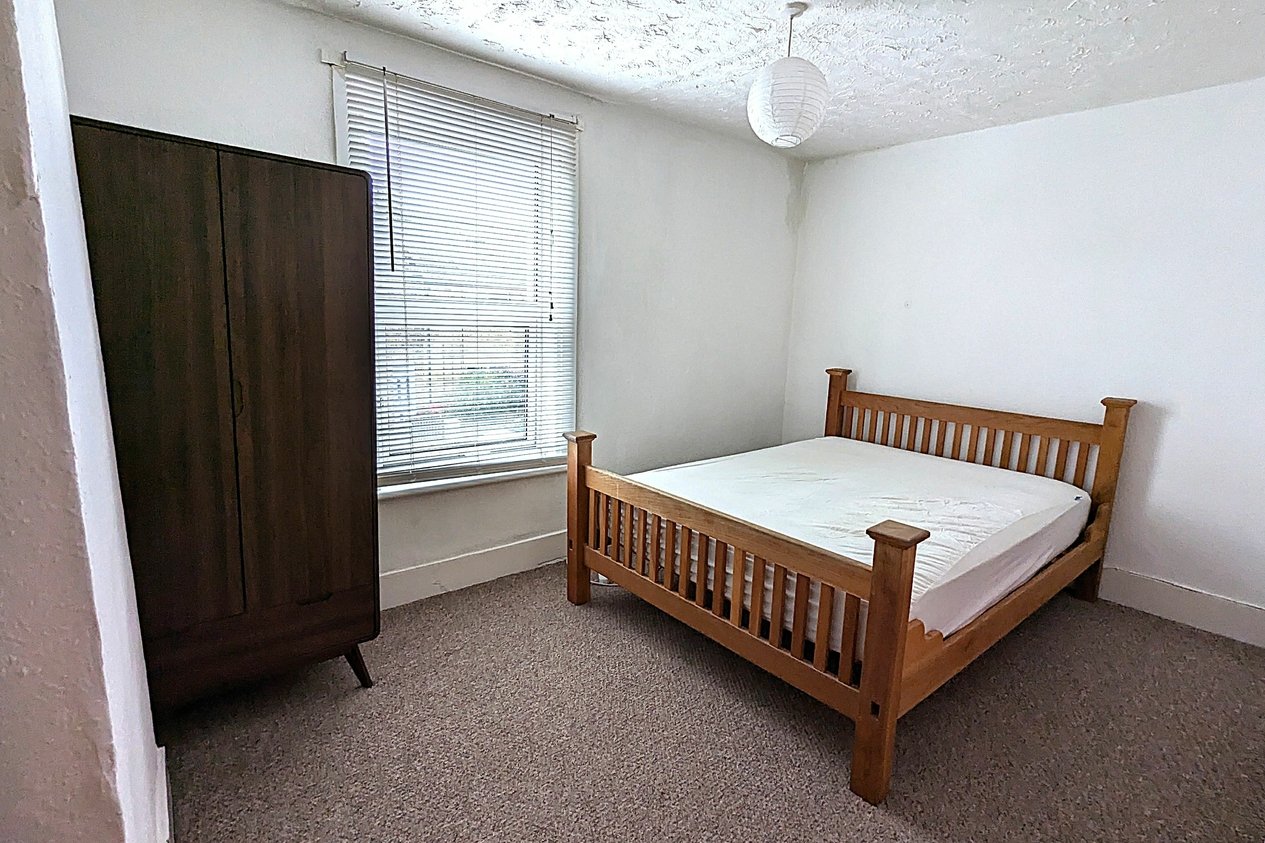 Properties For Sale in Milton Avenue 
