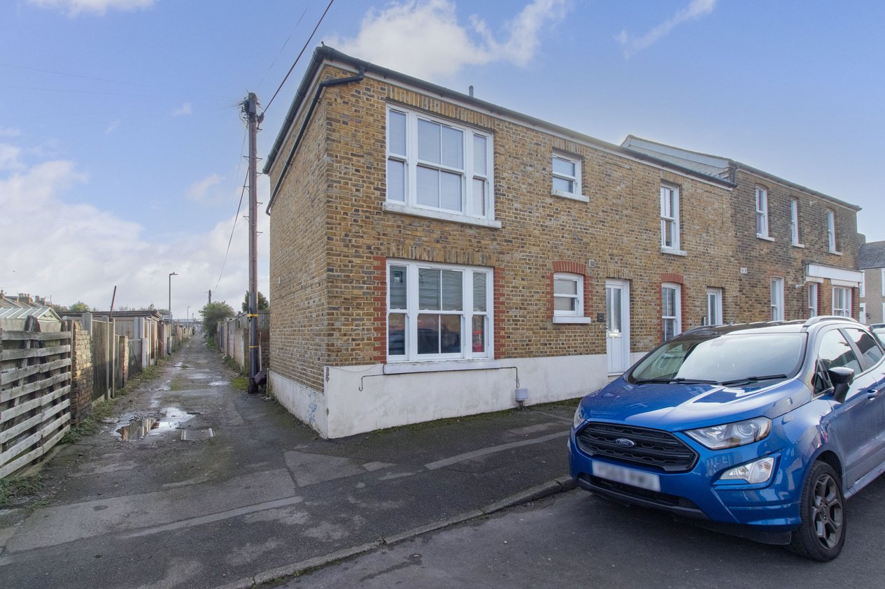Properties For Sale in Milton Avenue Margate