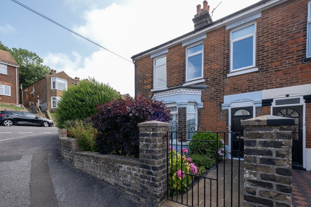 Properties Under Offer in Minerva Avenue Dover