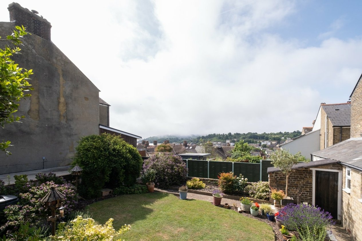 Properties Under Offer in Minerva Avenue Dover