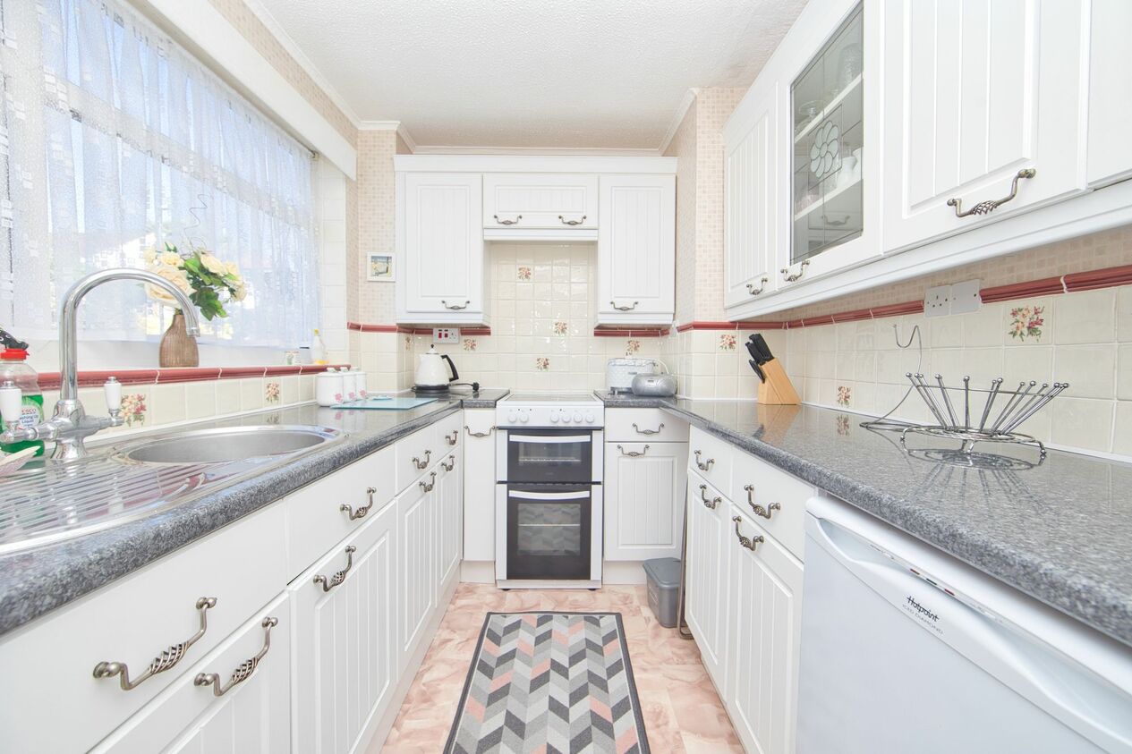 Properties For Sale in Moat Farm Road  Folkestone