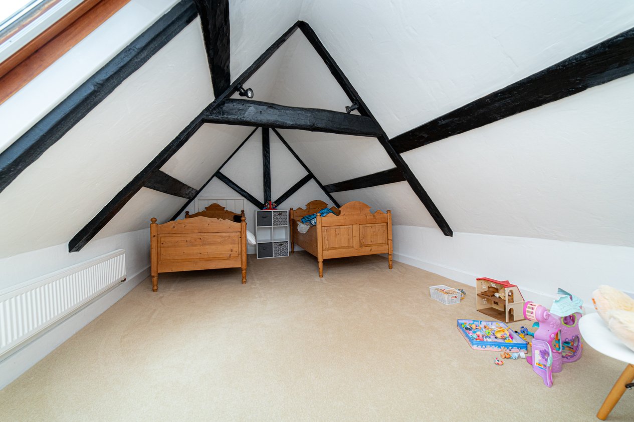 Properties For Sale in Moat Lane Fordwich