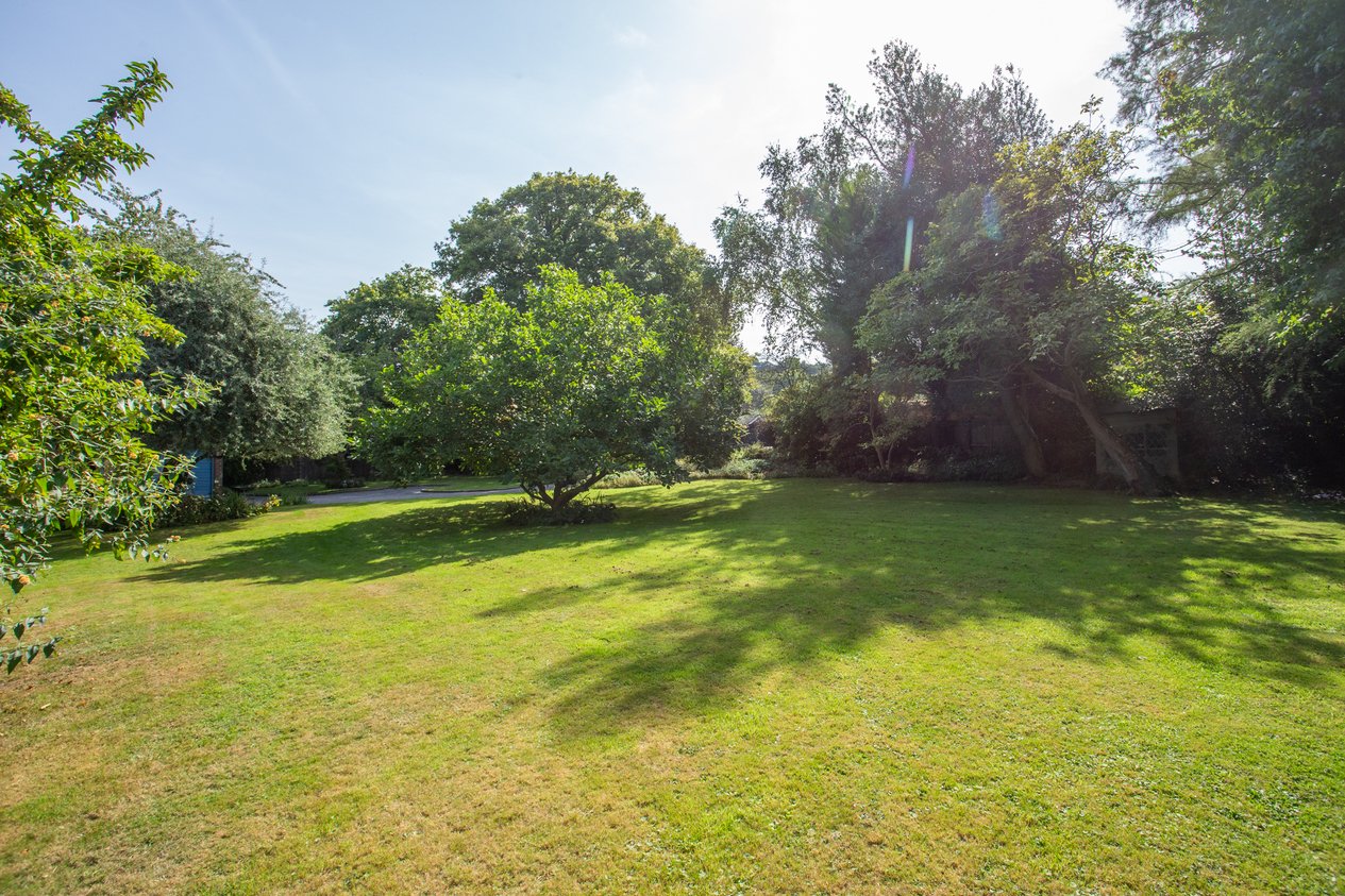 Properties For Sale in Moat Lane Fordwich