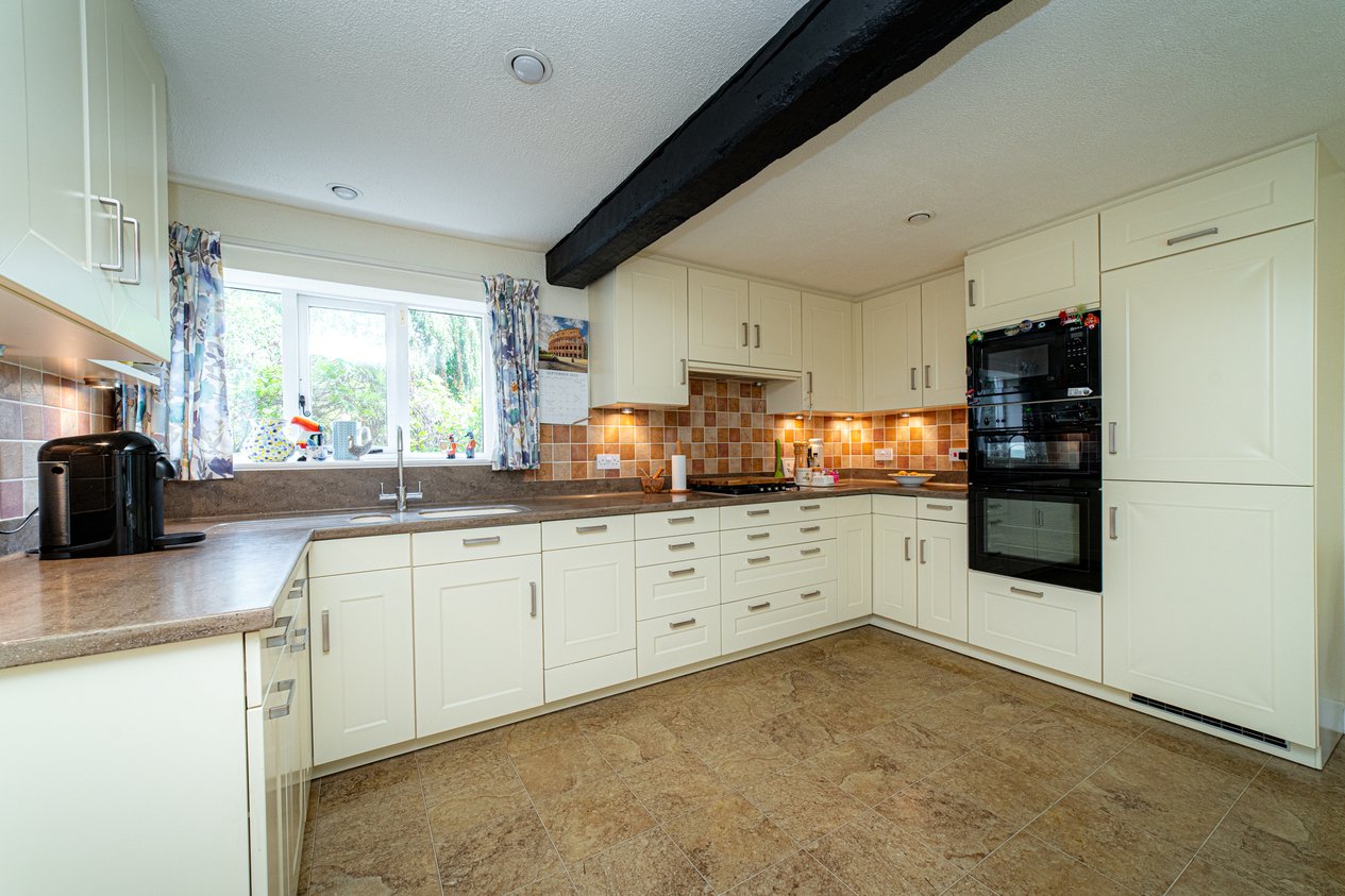 Properties For Sale in Moat Lane Fordwich