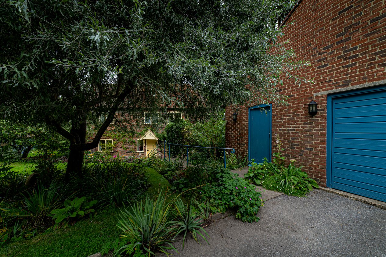 Properties For Sale in Moat Lane Fordwich