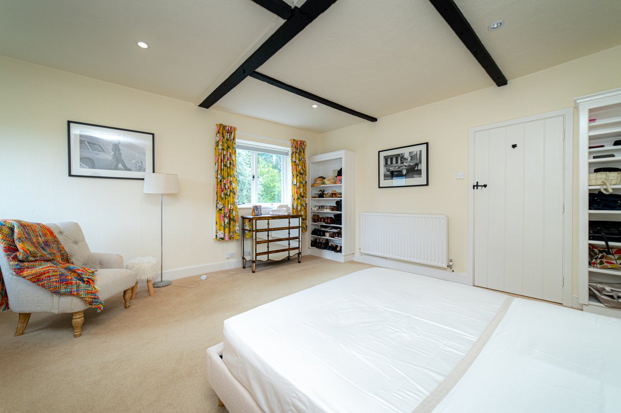 Properties For Sale in Moat Lane Fordwich