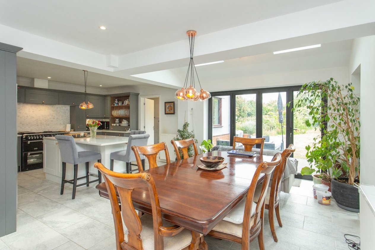 Properties For Sale in Molland Lane Ash