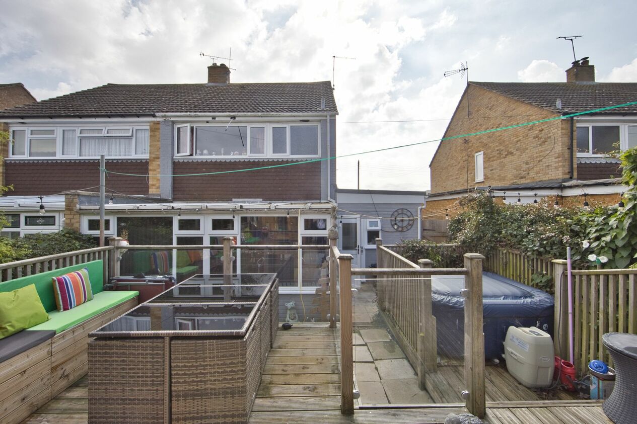 Properties For Sale in Monkton Court Lane  Eythorne