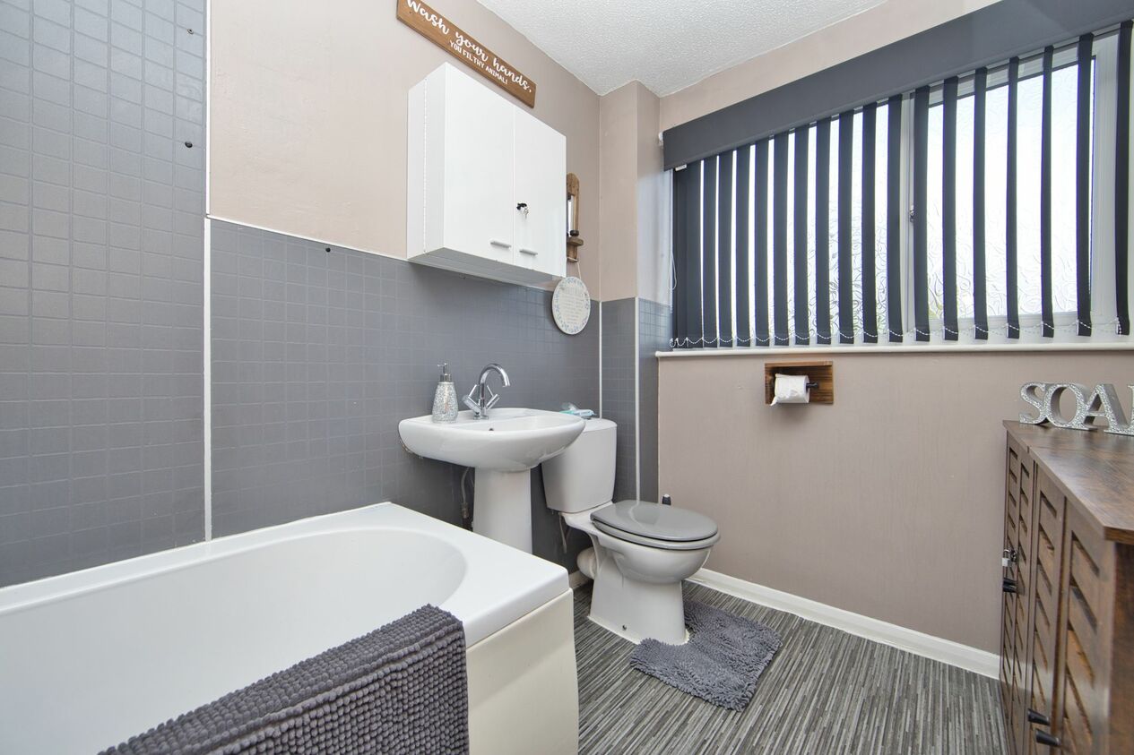 Properties For Sale in Monkton Court Lane  Eythorne