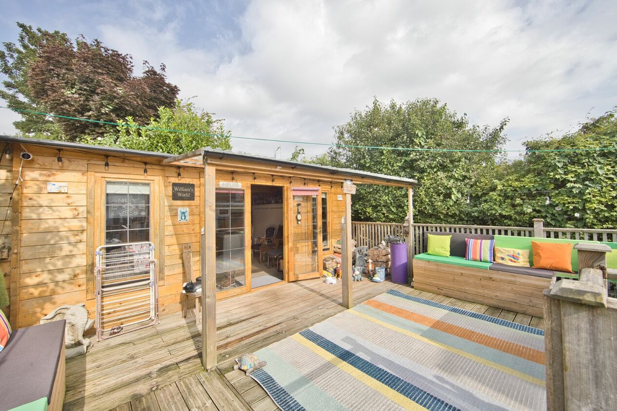 Properties For Sale in Monkton Court Lane  Eythorne