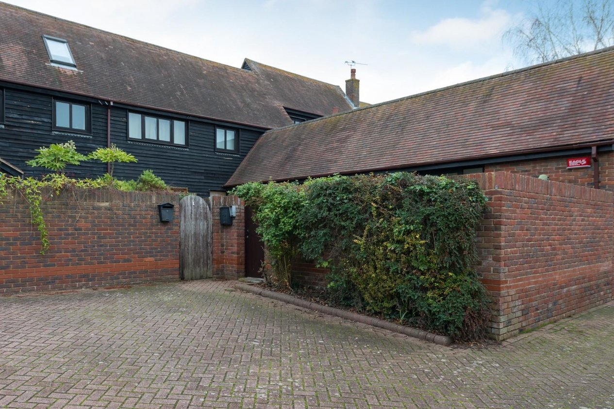 Properties Sold Subject To Contract in Monkton Manor Monkton