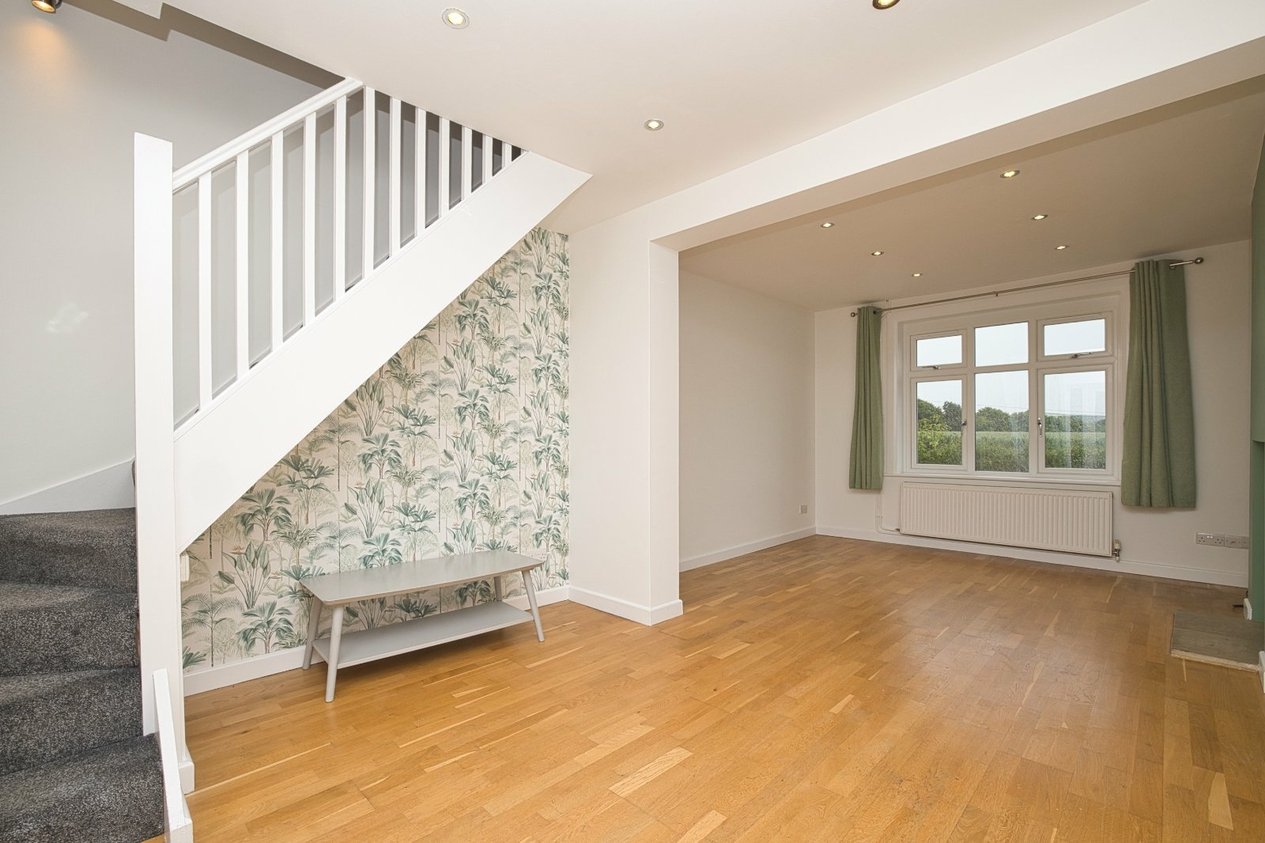 Properties For Sale in Monkton Road Farm Cottages 