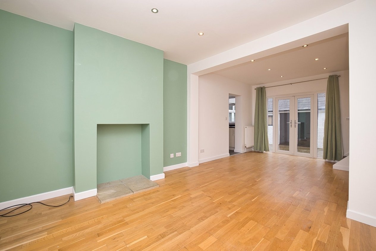 Properties For Sale in Monkton Road Farm Cottages 