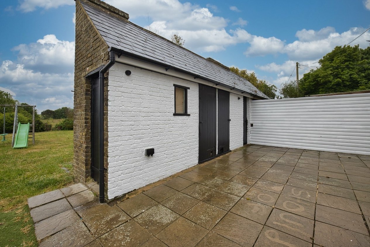 Properties For Sale in Monkton Road Farm Cottages 