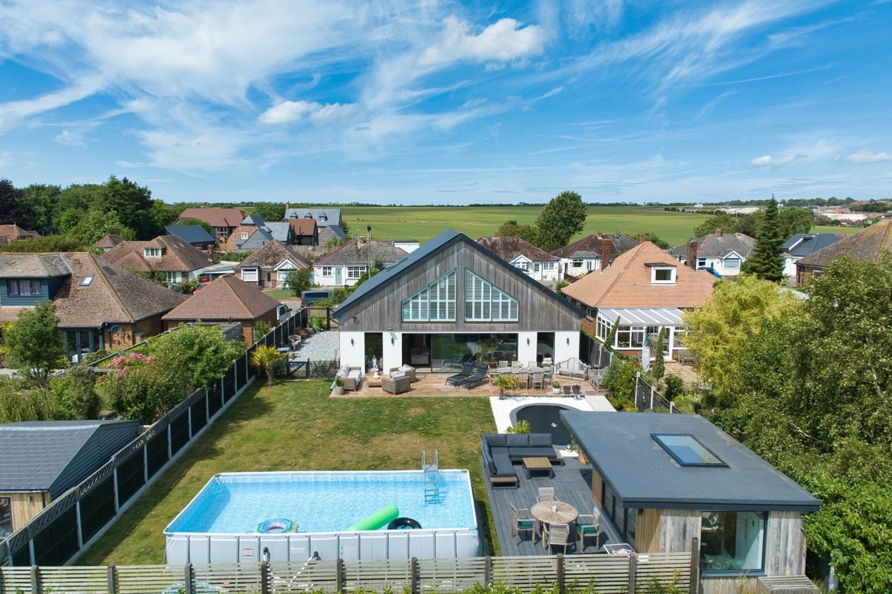 Properties For Sale in Monkton Road Minster
